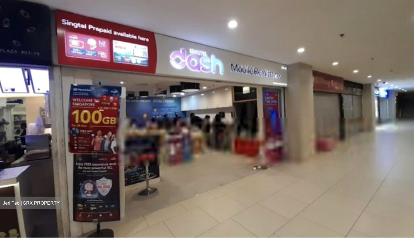 Lucky Plaza (D9), Shop House #601325671